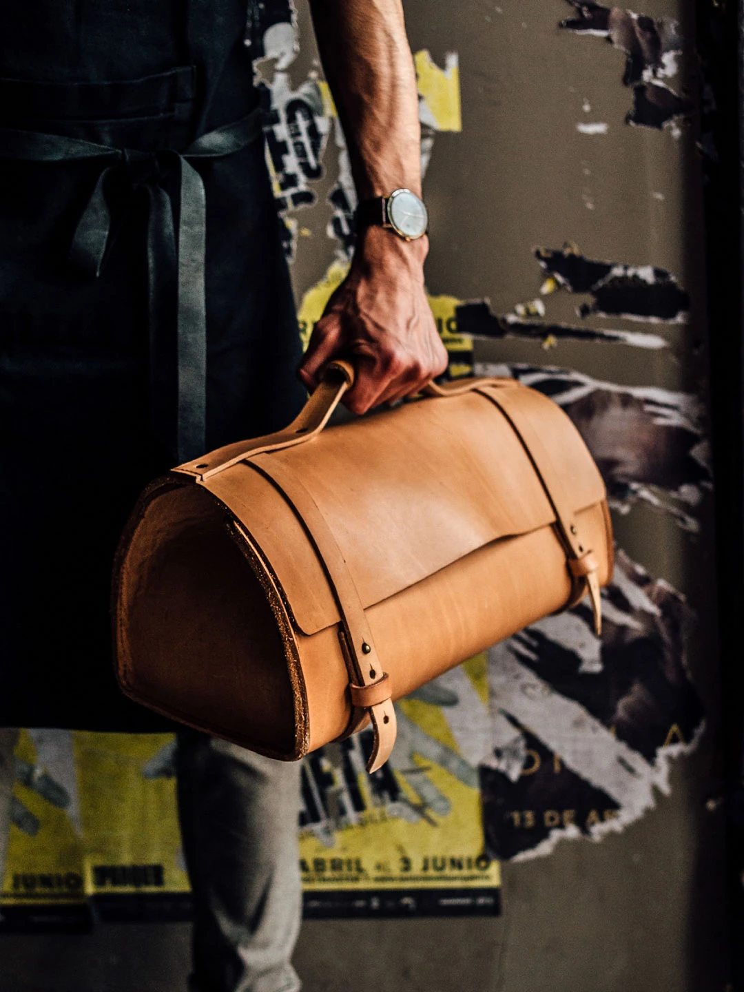 Leather tote roll